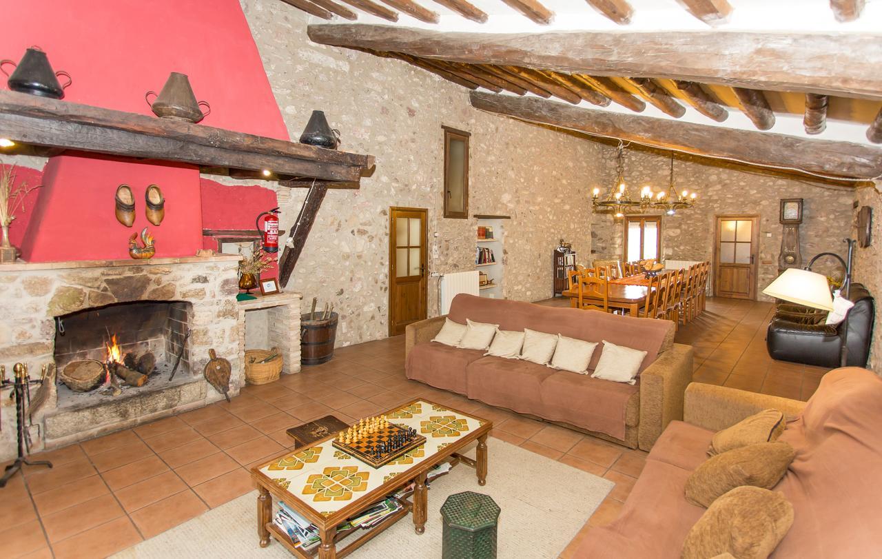 Turismo Rural Can Massot Darnius Bagian luar foto