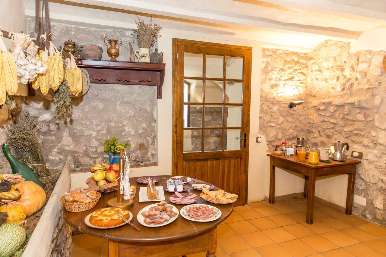 Turismo Rural Can Massot Darnius Bagian luar foto